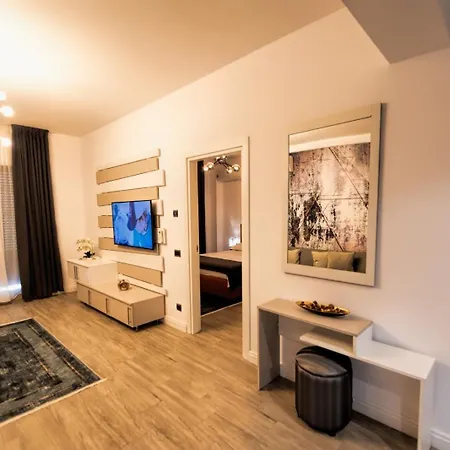 Valuri La Mare Apartment *