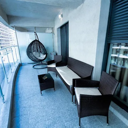 Valuri La Mare Apartment Mamaia